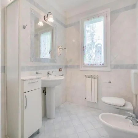 Villa Elegant In The Idyllic Island Of Albarella *
